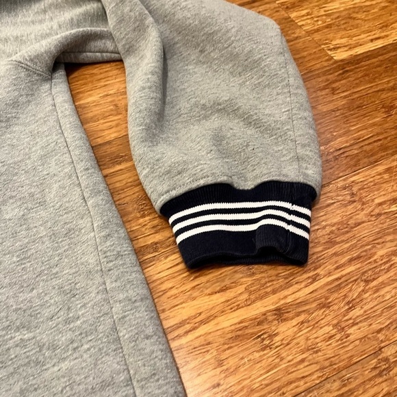 Adidas UCLA full zip gray sweatshirt jacket w/ blue stripes & hood. Men's Medium - Picture 6 of 11